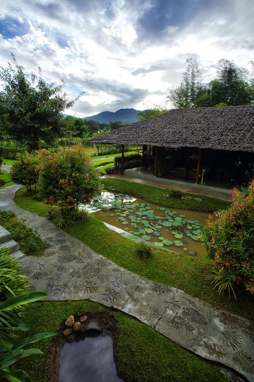 Ban Dalah Pai Hotel Exterior photo